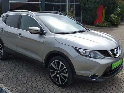 gebraucht Nissan Qashqai Tekna (J11E)*Automatik * AHK *