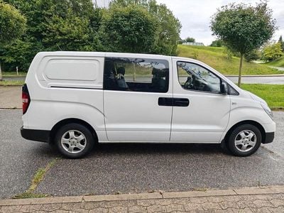 Hyundai H-1