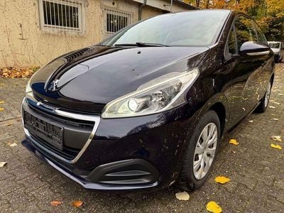 Gebraucht Peugeot 208 Active 68 PS (50 kW) 2015 Blau Kleinwagen