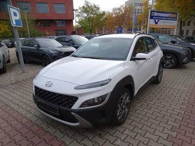 Gebraucht Hyundai Kona Trend 141 PS (103 kW) 2022 Weiß SUV