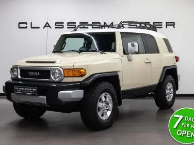 Gebraucht Toyota FJ Cruiser 243 PS (178 kW) 2009 Beige SUV