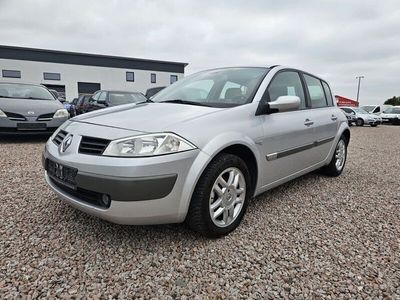 Gebraucht Renault Mégane II Avantage 113 PS (83 kW) 2006 Silber Limousine