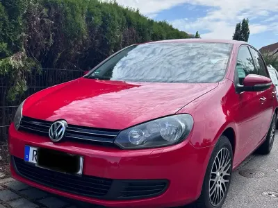 Gebraucht VW Golf VI Comfortline 122 PS (89 kW) 2009 Rot Kleinwagen