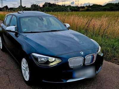 Gebraucht BMW 118 Urban Line 170 PS (125 kW) 2011 Blau Kleinwagen