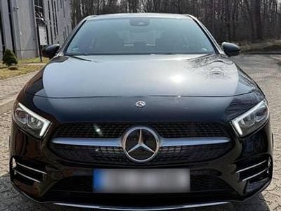 Gebraucht Mercedes A180 136 PS (100 kW) 2018 Schwarz Kleinwagen