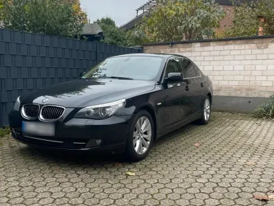Gebraucht BMW 525 Lifestyle 218 PS (160 kW) 2008 Schwarz Limousine