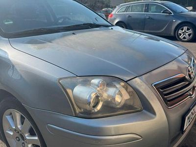 Gebraucht Toyota Avensis Executive 177 PS (130 kW) 2009 Grau Kombi