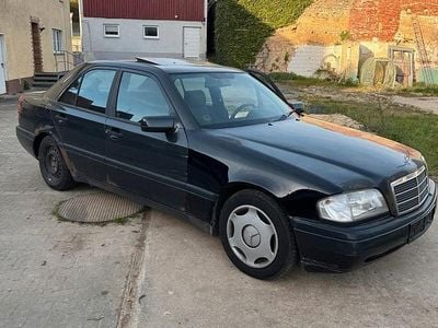 Gebraucht Mercedes C200 136 PS (100 kW) 1994 Grau Limousine
