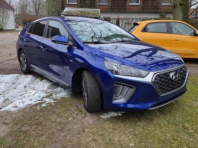 Blau Gebraucht 2019 Hyundai Ioniq Premium Kleinwagen | 14.899 € (Fairer Preis)