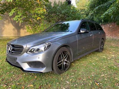 gebraucht Mercedes E250 E250 BlueTec 4Matic T*AMG-Line*LED*Navi*AHK