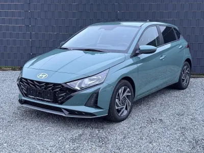 Neu Hyundai i20 90 PS (66 kW) 2026 Grün Kleinwagen
