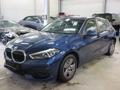 Blau Gebraucht 2021 BMW 118 Advantage Kleinwagen | 18.450 € (Fairer Preis)