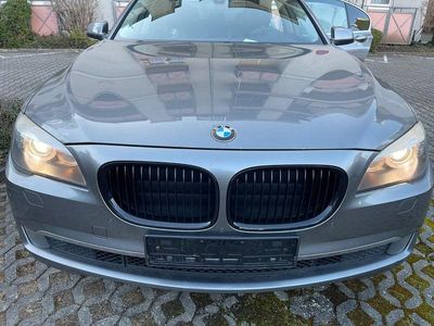 BMW 730