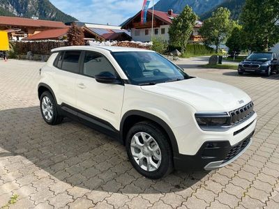 Neu Jeep Avenger Altitude 101 PS (74 kW) 2025 Weiß SUV