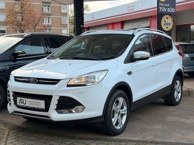 Begagnad Ford Kuga Titanium 140 HK (102 kW) 2014 Vit SUV