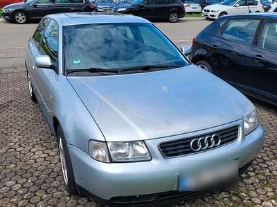 Second-hand Audi A3 125 CP (91 kW) 1996 Argintiu Hatchback
