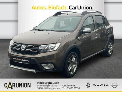 Gebraucht Dacia Sandero Stepway 90 PS (66 kW) 2017 Quarzitbraun metall Limousine