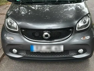 Gebraucht Smart ForFour 90 PS (66 kW) 2018 Grau Kleinwagen