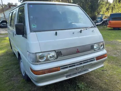 Occasion Mitsubishi L300 101 PK (74 kW) 2003 Zilver MPV