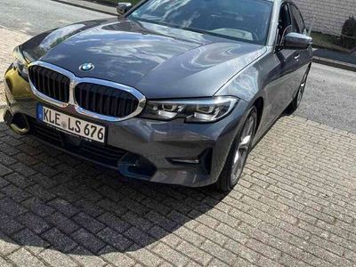 gebraucht BMW 320 320 d Sport Line