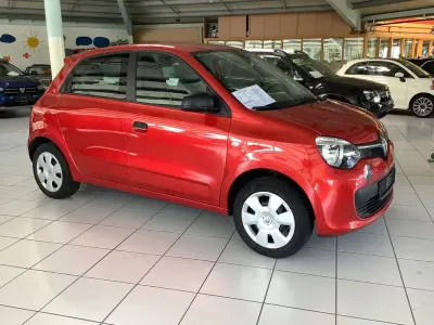 Gebraucht Renault Twingo Life 69 PS (50 kW) 2017 Rot Kleinwagen