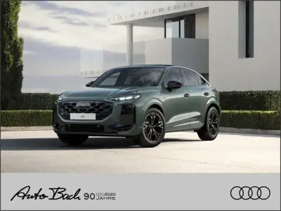 Neu Audi Q3 Sportback Sport 272 PS (200 kW) 2026 Grün SUV