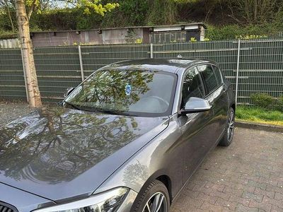 Gebraucht BMW 118 Sport Line 150 PS (110 kW) 2018 Grau Kleinwagen