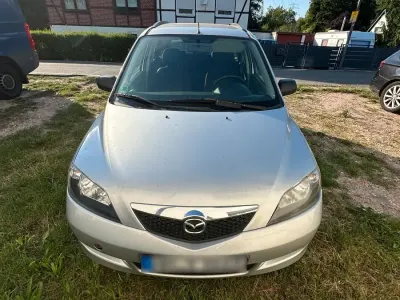 Gebraucht Mazda 2 80 PS (58 kW) 2003 Grau Kleinwagen