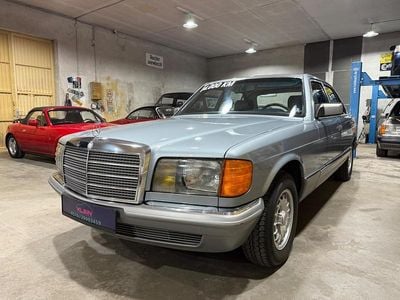 Second-hand Mercedes E280 185 CP (136 kW) 1982 Albastru Berlinǎ
