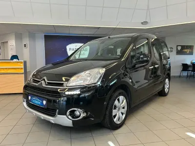 Używany Citroën Berlingo SELECTION 98 KM (72 kW) 2015 Czarny Minivan