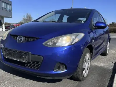 Gebraucht Mazda 2 86 PS (63 kW) 2008 Blau Kleinwagen