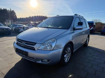 Gebraucht Kia Carnival 185 PS (136 kW) 2009 Silber Van / Kleinbus