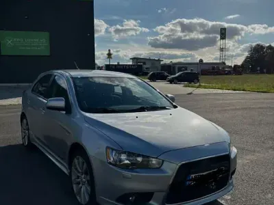 Gebraucht Mitsubishi Lancer Sportback 109 PS (80 kW) 2009 Silber Limousine