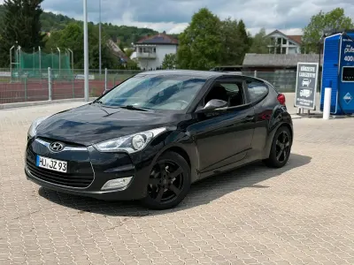 Gebraucht Hyundai Veloster 140 PS (102 kW) 2012 Schwarz Kleinwagen