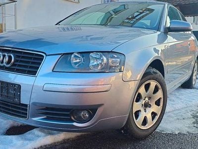 Gebraucht Audi A3 Attraction 102 PS (75 kW) 2004 Silber Kleinwagen