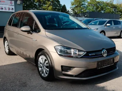 Gebraucht VW Golf Sportsvan 116 PS (85 kW) 2017 Gold Van / Kleinbus