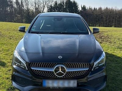 Gebraucht Mercedes CLA250 211 PS (155 kW) 2018 Schwarz Limousine