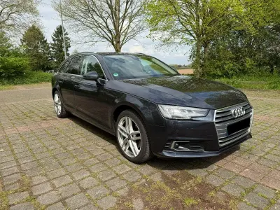Gebraucht Audi A4 Sport 190 PS (139 kW) 2017 Blau Kombi