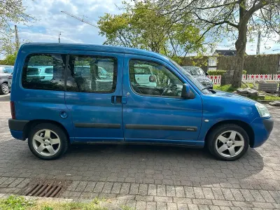 Gebraucht Citroën Berlingo 95 PS (69 kW) 2004 Blau Van / Kleinbus