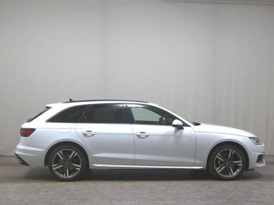 Second-hand Audi A4 S-Line 204 CP (150 kW) 2023 Alb Break