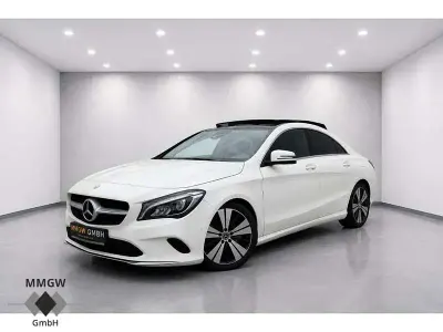 Gebraucht Mercedes CLA180 Sport 109 PS (80 kW) 2017 Weiß Limousine