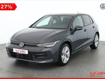 Neu VW Golf VIII 116 PS (85 kW) 2026 Grau Limousine