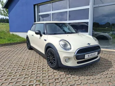 Gebraucht Mini ONE 102 PS (75 kW) 2015 Pepper white Kleinwagen