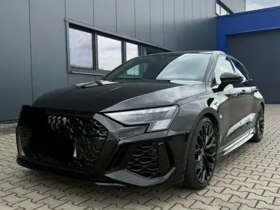 Gebraucht Audi RS3 Sport 400 PS (294 kW) 2022 Schwarz Limousine