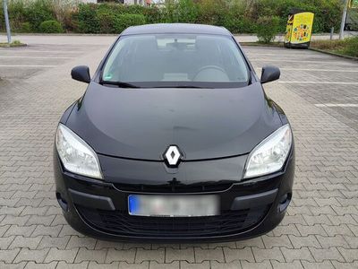 gebraucht Renault Mégane III 1.6 16 V 101 PS Tom Tom Edition