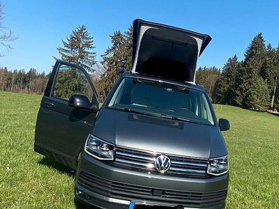 Gebraucht VW California Beach 150 PS (110 kW) 2019 Grau Van