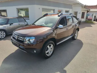 Gebraucht Dacia Duster Lauréate 114 PS (83 kW) 2016 SUV