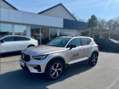 Gebraucht Volvo XC40 Plus 163 PS (119 kW) 2024 Beige metallic SUV