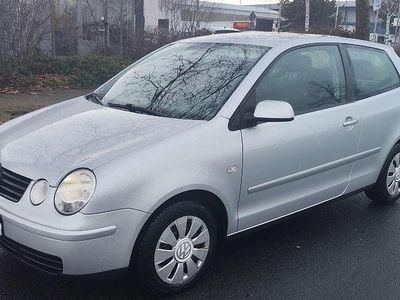 Gebraucht VW Polo Cricket 54 PS (39 kW) 2004 Silber Kleinwagen