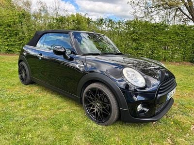 Usata Mini Cooper D 116 CV (85 kW) 2016 Nero Utilitaria